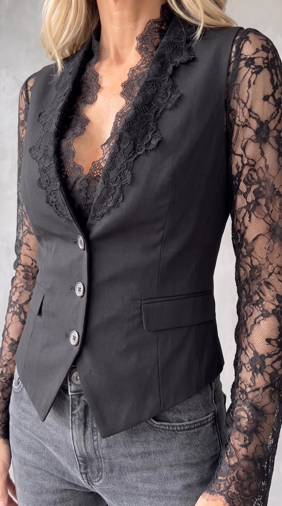 Valeria | Chaqueta de encaje