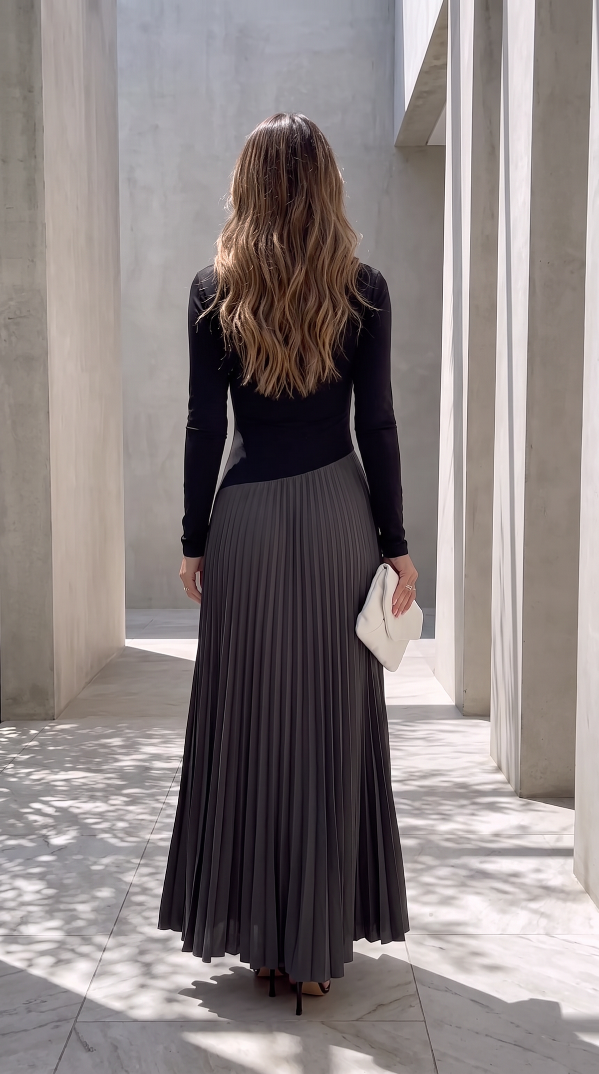 Aura | Vestido de falda plisada